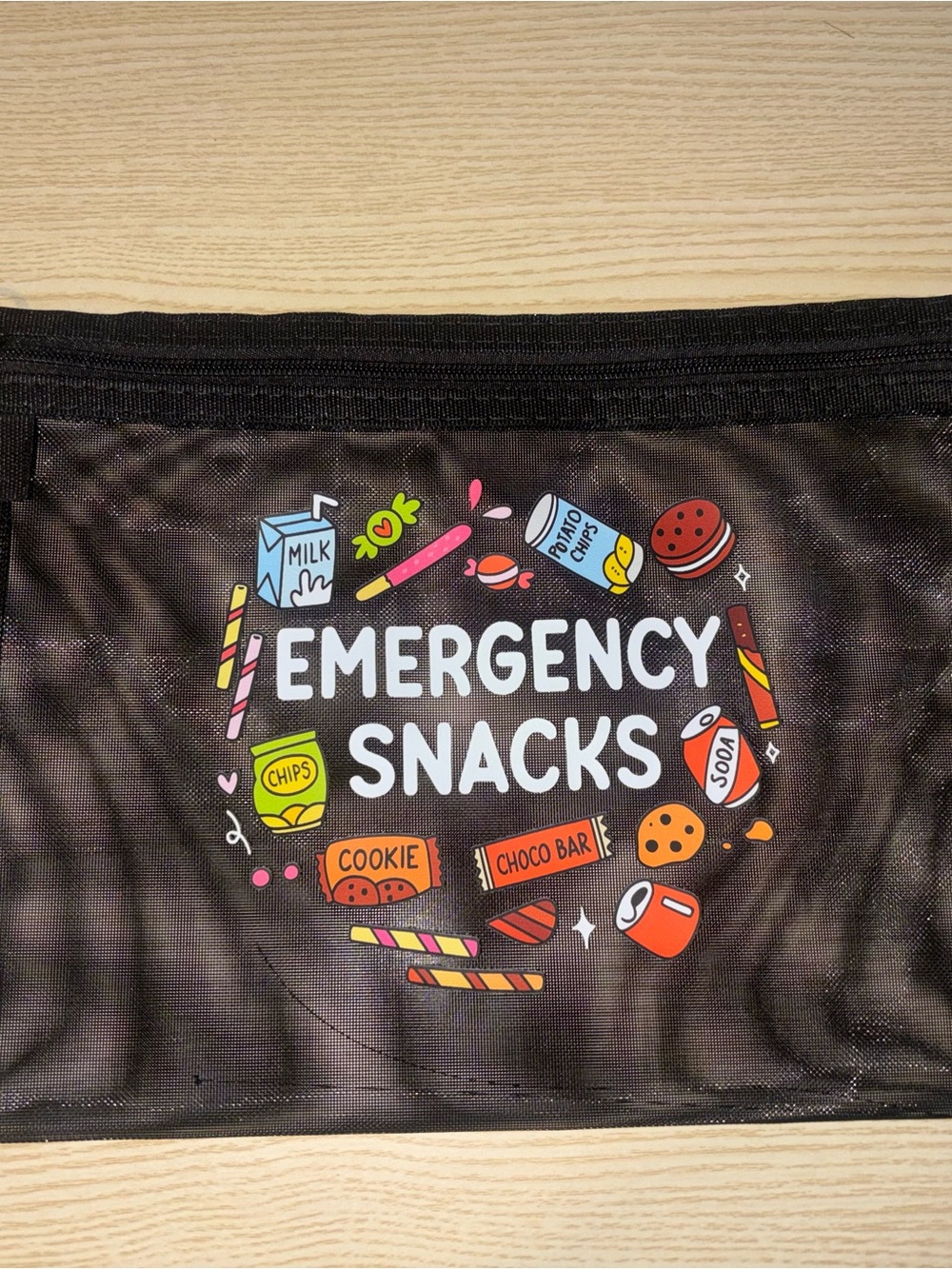 ๐๏ธ Vacation Family Emergency Snacks Mesh Carrying Case - Picture 6 of 6